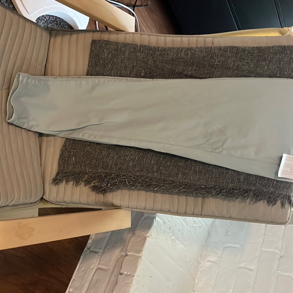 Amazon Essentials Women’s Jean size 20 in long size 22